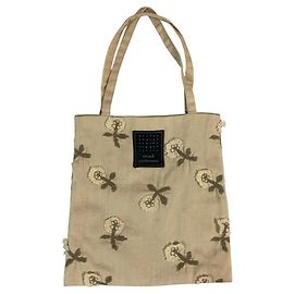 Autre Marque mina perhonen skip tote bag Beige