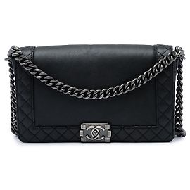 Chanel Black Medium Lambskin Boy Reverso Flap Noir