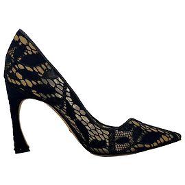 Christian Dior Lace and Mesh Pointed-toe Pumps in Black Polyester Black