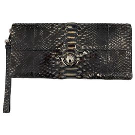 Salvatore Ferragamo Pythonleder Clutch Schwarz Schwarz Python drucken