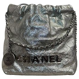 Chanel 22 leather handbag silver Silvery