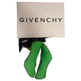 Zapatos de tacón Givenchy en pelo de cordero verde Verde