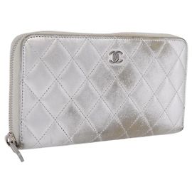 CHANEL Matelassé Lange Geldbörse Lammleder Silver CC Andere