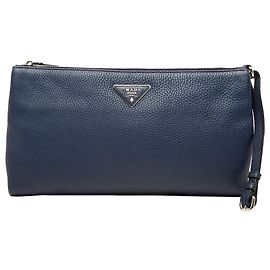 Clutch Prada Blue Vitello Daino Azul Azul marino
