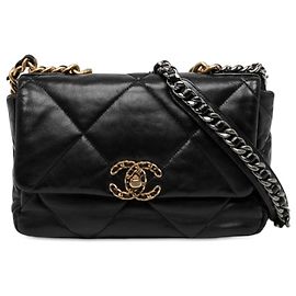 Chanel 19 Flap Medium aus schwarzem Lammleder Schwarz