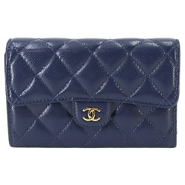 Portafoglio tri-fold Chanel Matelassé Blu navy