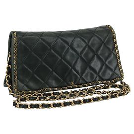 Bolsa de Ombro com Corrente CHANEL Couro Preto CC Auth 106420 - Jerrillo Outro