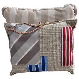 Thom Browne Pillow Clutch Patchwork en lana Prince de Gales Roja Azul Multicolor Gris