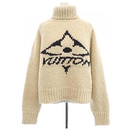 Louis Vuitton Stricktop Beige