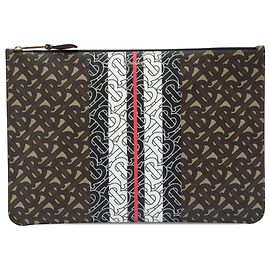 Clutch Burberry Brown TB Monogram E Canvas Stripe Castaño