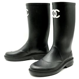 NEUF CHAUSSURES CHANEL BOTTES DE PLUIE LOGO CC 38 CAOUTCHOUC RAIN BOOTS Noir