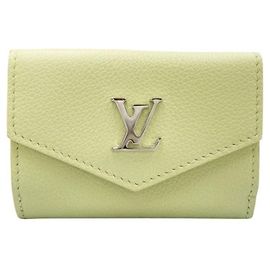 Carteira Louis Vuitton Tri-fold Verde Verde claro