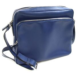 Borsa a tracolla Prada in pelle blu Blu