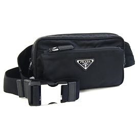 Bolso bandolera Prada Re-Nylon con cinturón Negro