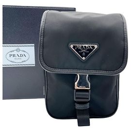 Sac à épaule Prada Re-Nylon Triangle Noir