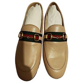 Gucci Mocasines Horsebit de Cuero Beige Beige