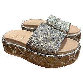 Gucci GG Supreme Monogram Platform Slides Metallic Monogram