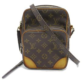 Sac à épaule et pochette Louis Vuitton Monogram Amazon Monogramme