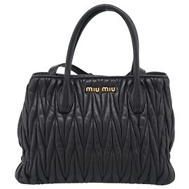 Miu Miu Matelassé Sac à main Cuir Noir Autre