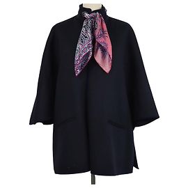 Etro Navy Blue Blend Wool and Suede Trim Eyelet Neck w/Scarf Cape jacket Navy blue