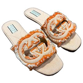 Sandalias Gucci GG Marmont de algodón Beige Naranja