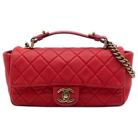 Chanel Red Medium Iridescent Caviar Chic Quilt Top Handle Flap Vermelho
