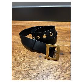 Cinto Christian Dior em couro preto fivela 'D' Preto
