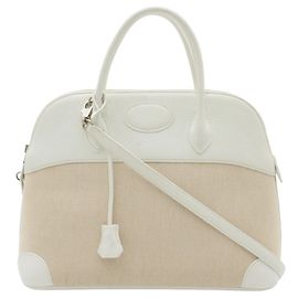 Hermès Sac à main Hermes Bolide 35 en Beige Beige