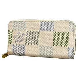 Louis Vuitton Damier Elicious Zippy Wallet Multiple colors