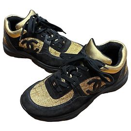Baskets Chanel CC Logo en daim et paillettes Noir Doré