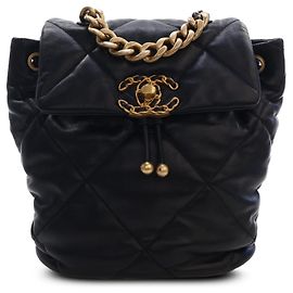 Mochila Chanel 19 em pele de cordeiro acolchoada preta Preto