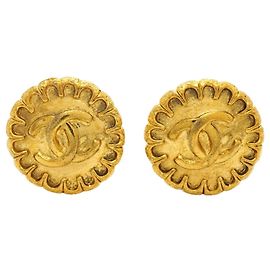 Boucles d'oreilles clips plaquées or Chanel Doré