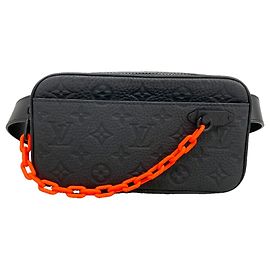 Louis Vuitton Monogram Taurillon Pochette Volga Bag Black