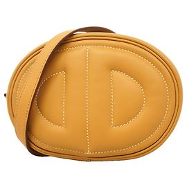 Hermès Sac épaule Hermes In the Loop Verso Swift Autre