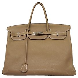Hermès Pasta de couro Taupe Taupe