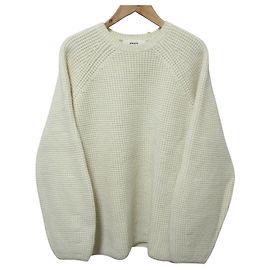 Autre Marque Pull en maille col rond en mélange de laine Ébène Autre Écru