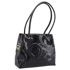 CHANEL COCO Mark Tote Bag Vernis Noir CC Ton Or Autre