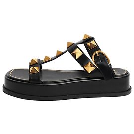 Valentino Black Roman Stud leather platform sandals - size EU 39 Other