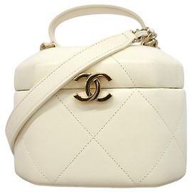 Bolsa Vanity Chanel em pele de cordeiro marfim Cru