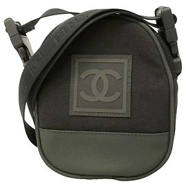 Borsa a tracolla Chanel Sport in nylon Nero Cachi