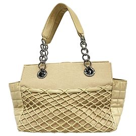 Chanel Chocolate Bar Handtasche Beige