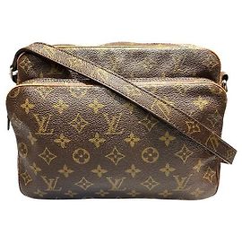Bolsa de Ombro Louis Vuitton Nile Monogram Marrom