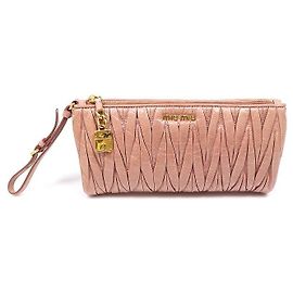 Miu Miu Necessaire de cosméticos em couro rosa Rosa