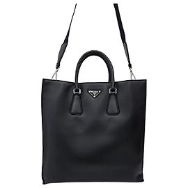 Prada Saco tote em couro com logótipo triangular Marrom