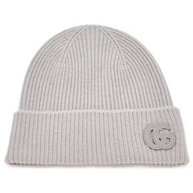Gucci Gorro de cashmere com patch Marrom