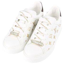 Louis Vuitton Monogram Timeout Sneaker Goldene Initialen Weiß