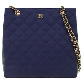 Chanel Bolsa de Ombro em Tecido Acolchoado com Corrente Azul Marinho Azul