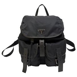 Prada Mochila de nylon de dos bolsillos Negra Medium Negro