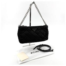 Prada Bolsa Tiracolo Mini Matelassada em Re-Nylon com Corrente Marrom