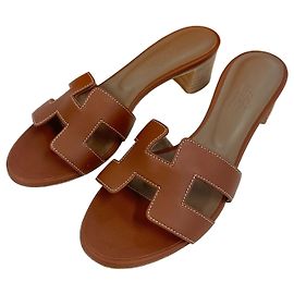 Hermès Sandali e Pantofole Oasis Gold Multicolore